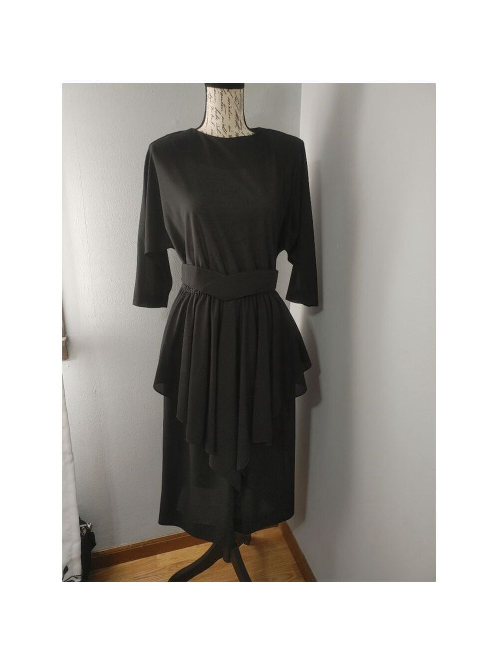 Women's Vintage 80s Hal Hardin Black Dress Elastic Waist, Ruffle Size 12 (small)
